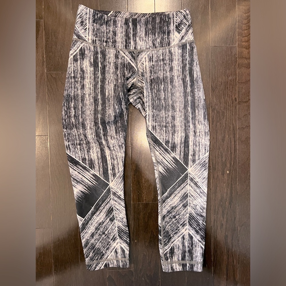 Lululemon yoga crop pants.  Worn a few times.  Great condition.  Smoke-free home